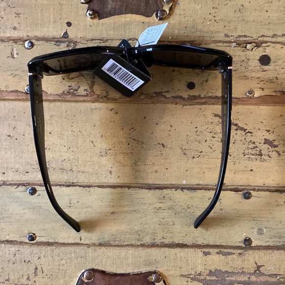 BLACK POLARIZED SUNGLASSES OVERSIZED SUNGLASSES OVERSIZED OSFM NWT - Picture 3 of 7